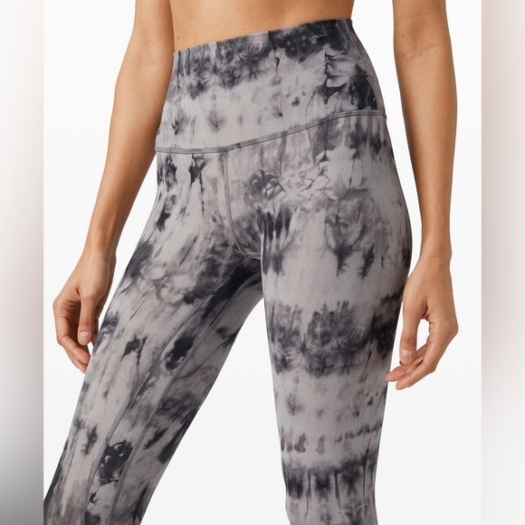 Lululemon Align Pant II 25" in Game Day Dark Chrome Black Multi Size 6 - Picture 7 of 8